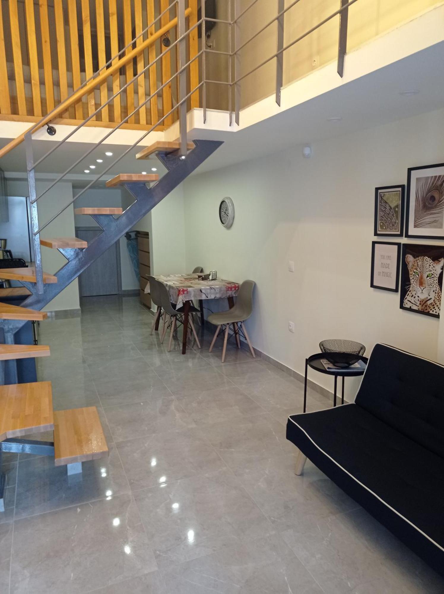 Minimal Two-Floor Apartment Tessalónica Exterior foto